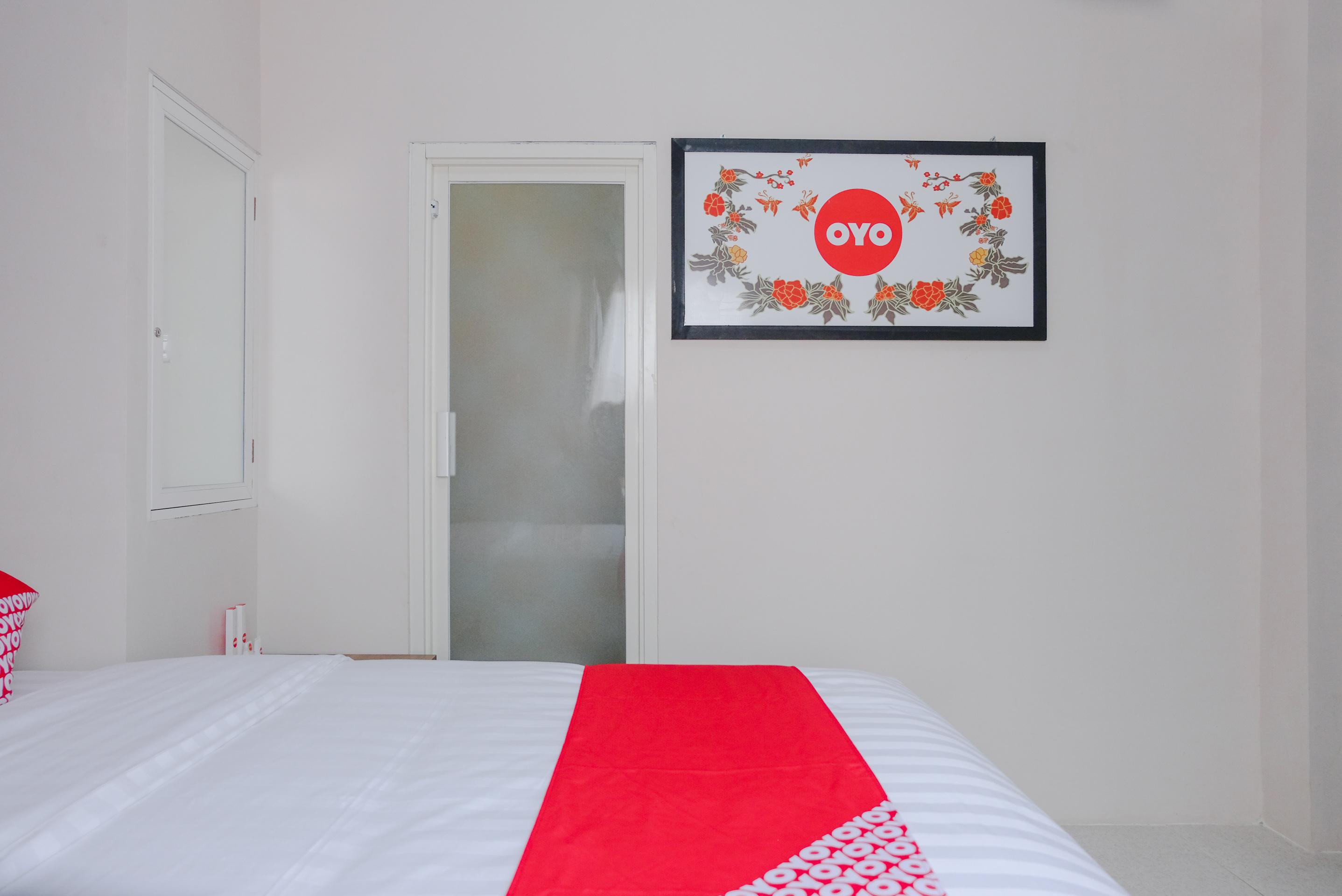 Noura Guest House Syariah Маланг Екстер'єр фото